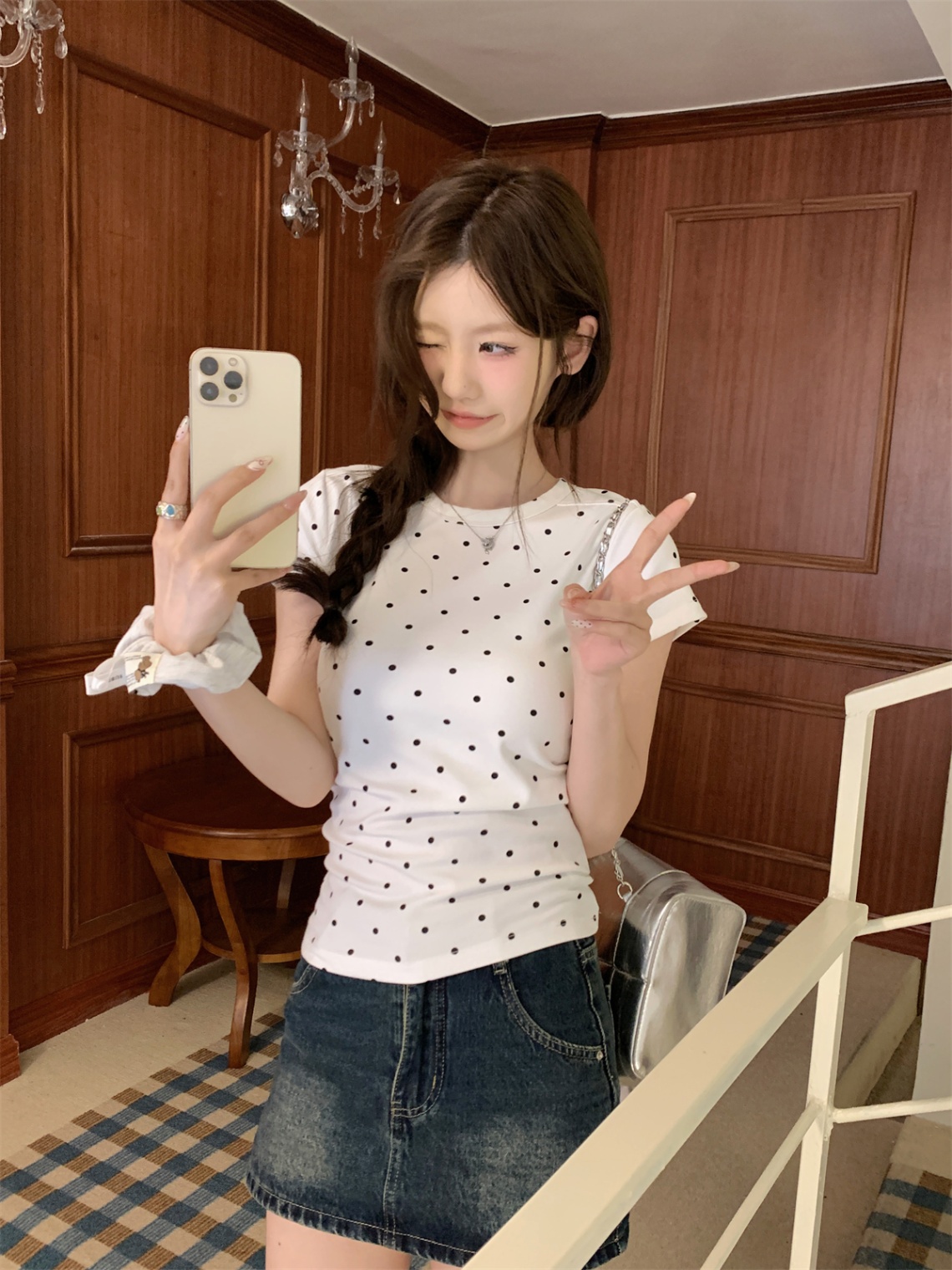 设计感圆领波点T恤女撞色减龄上衣2025夏季新款修身辣妹正肩短袖