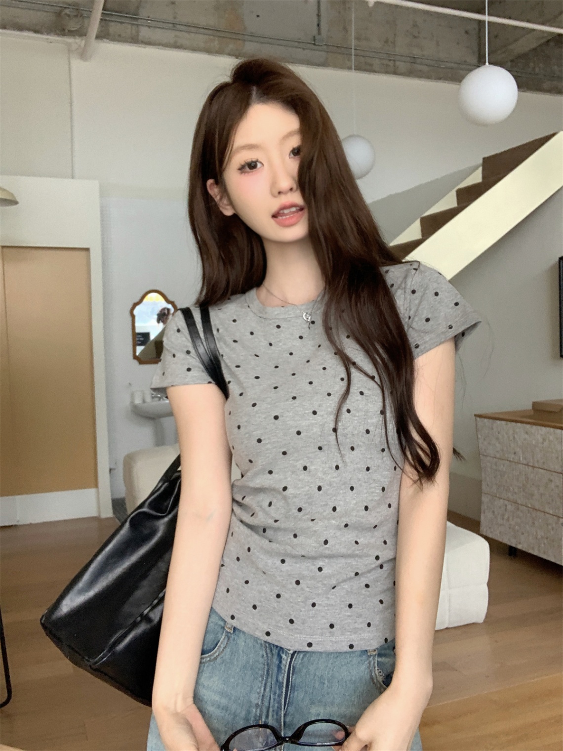 设计感圆领波点T恤女撞色减龄上衣2025夏季新款修身辣妹正肩短袖
