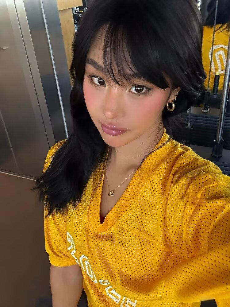 棉麻女装加大码绣花夏装文艺短袖T恤宽松复古小衫妈妈装夏季上衣
